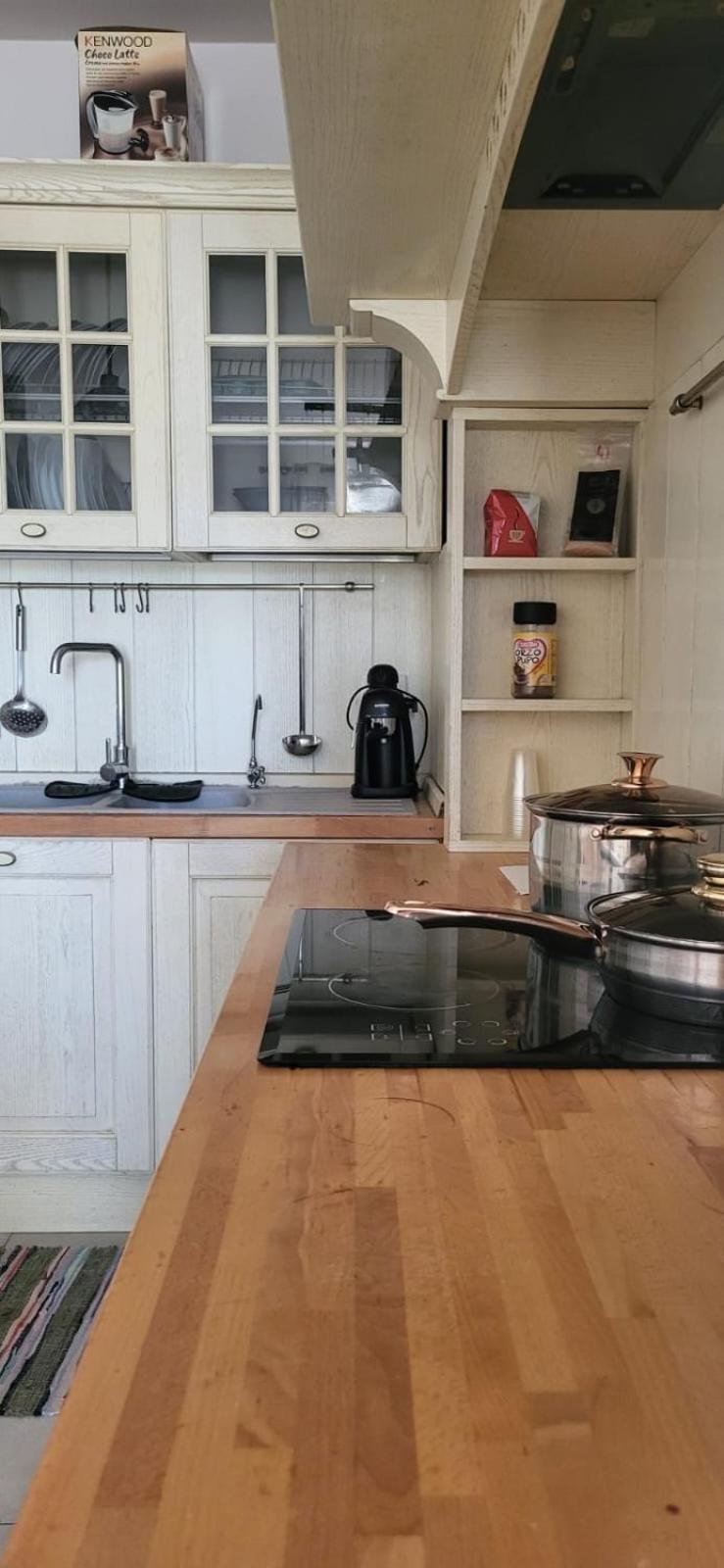 Cozynest Apartments Тирана Экстерьер фото