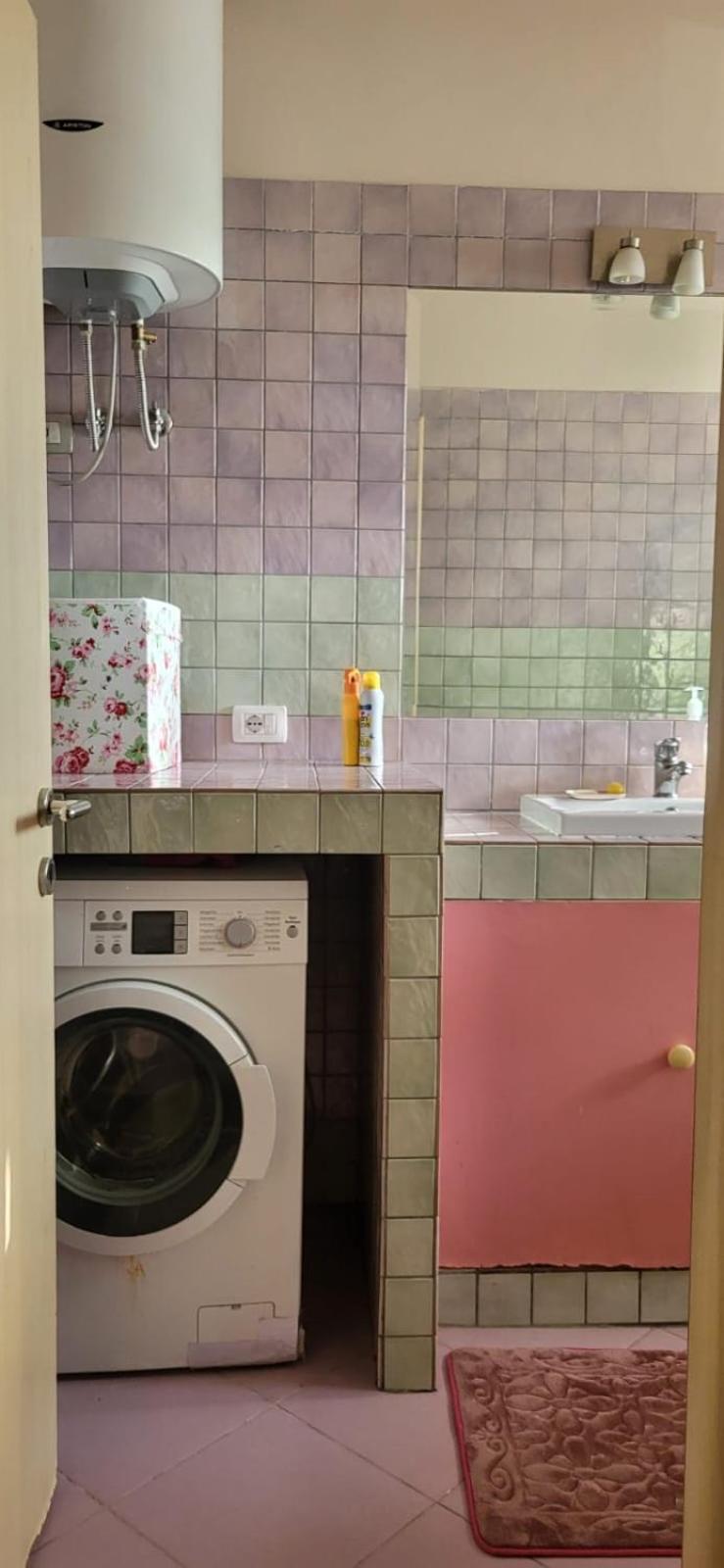 Cozynest Apartments Тирана Экстерьер фото